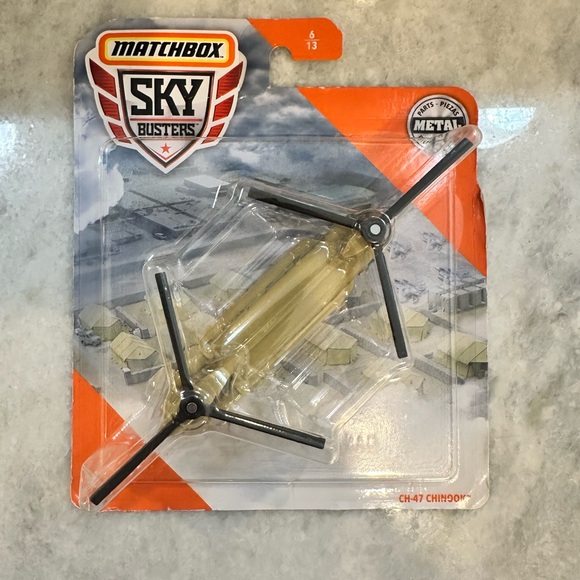 Matchbox CH 47 Chinook, [tan] Sky Busters 6/13 - Picture 3 of 6